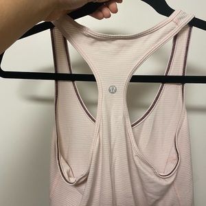 Lululemon tank